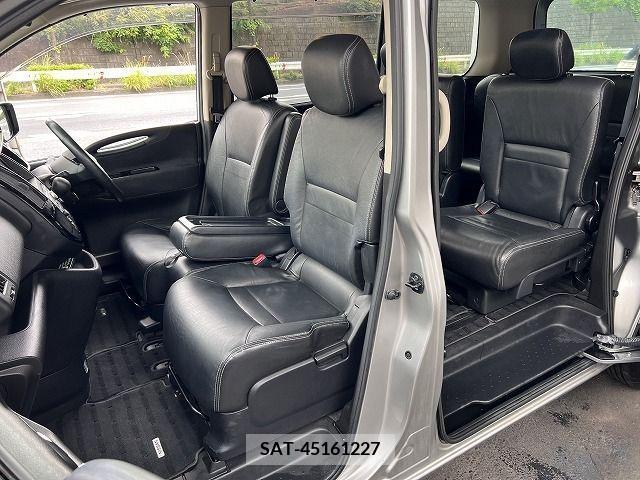 Nissan SERENA 2010-05 284347-27