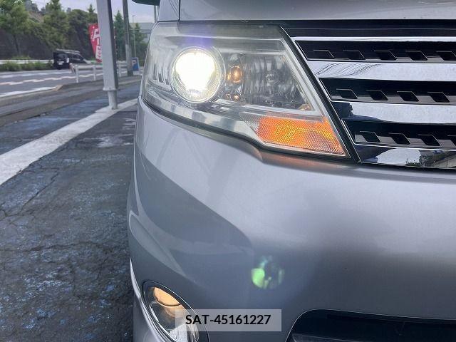 Nissan SERENA 2010-05 284347-20