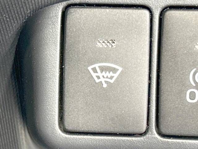 Toyota AQUA 2012-09 9747-4