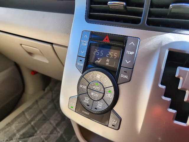 Toyota NOAH 2009-08 10489-19