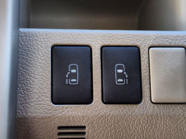 Toyota NOAH 2009-08 10489-10