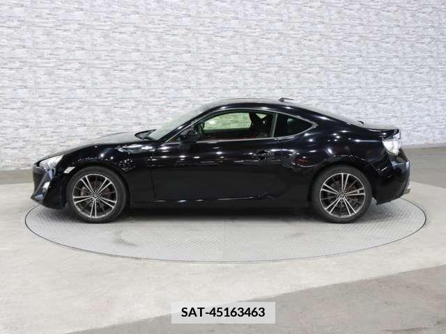Toyota 86 2012-06 379123-10