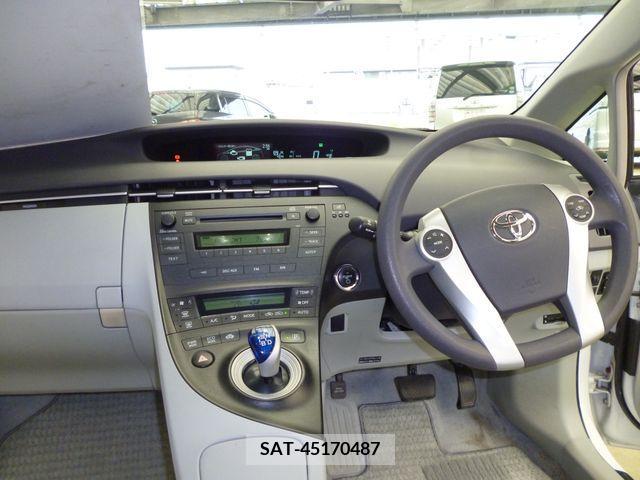 Toyota PRIUS 2009-11 281958-7