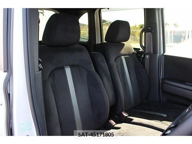 Honda N BOX CUSTOM 2022-04 219863-14