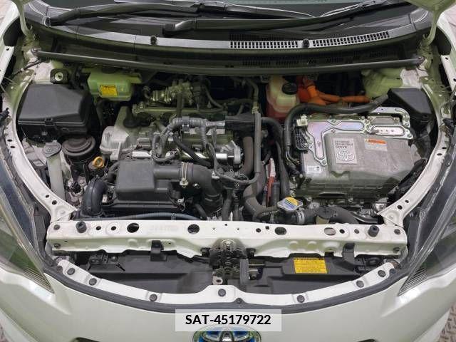 Toyota AQUA 2013-06 376107-18