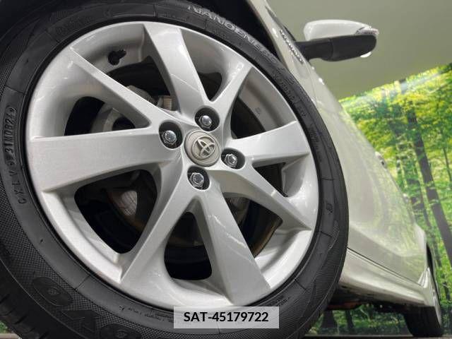 Toyota AQUA 2013-06 376107-13
