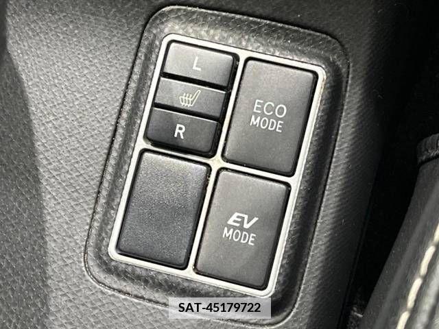 Toyota AQUA 2013-06 376107-5