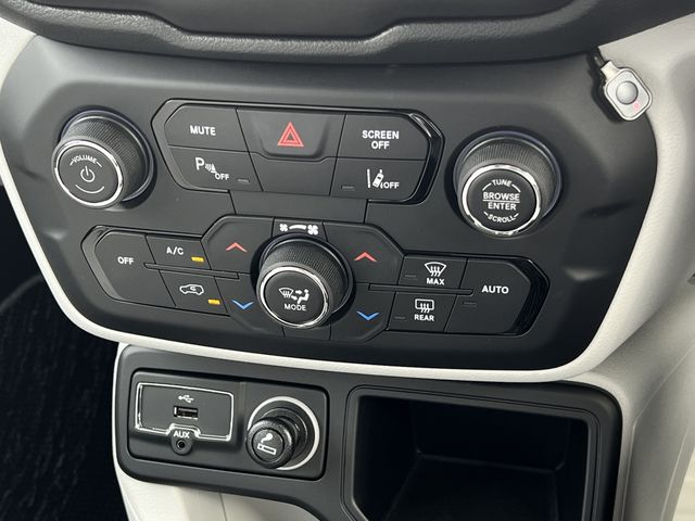 Jeep RENEGADE 2022-01 21189-10