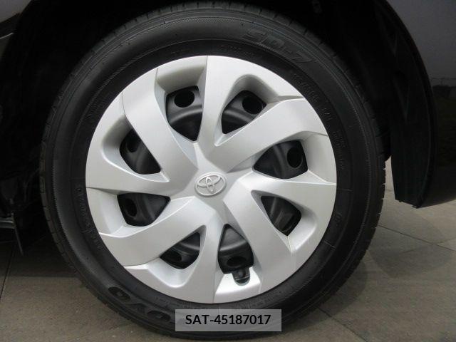 Toyota SIENTA 2018-01 298338-7
