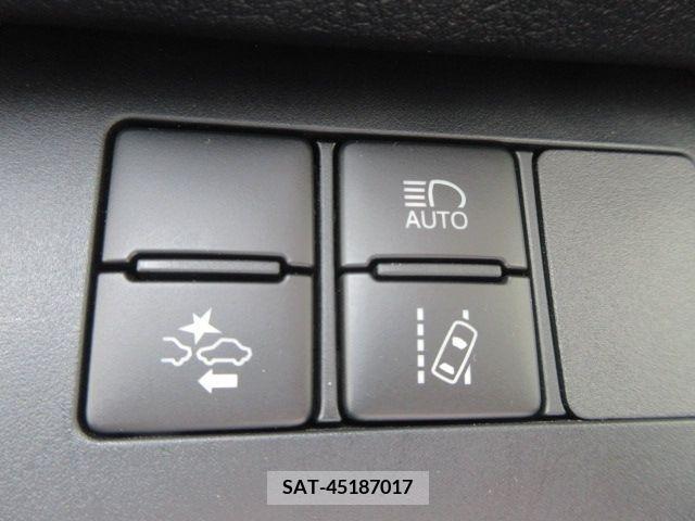 Toyota SIENTA 2018-01 298338-16