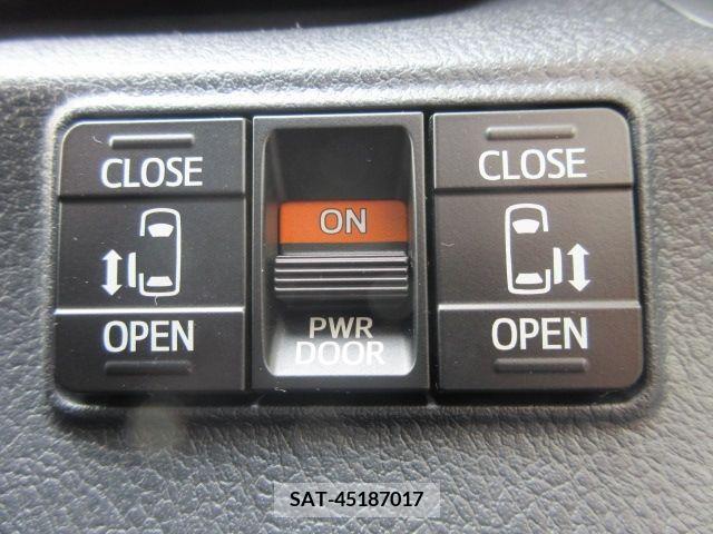 Toyota SIENTA 2018-01 298338-14