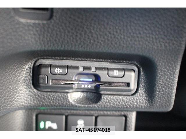 Honda N BOX CUSTOM 2022-04 278970-4