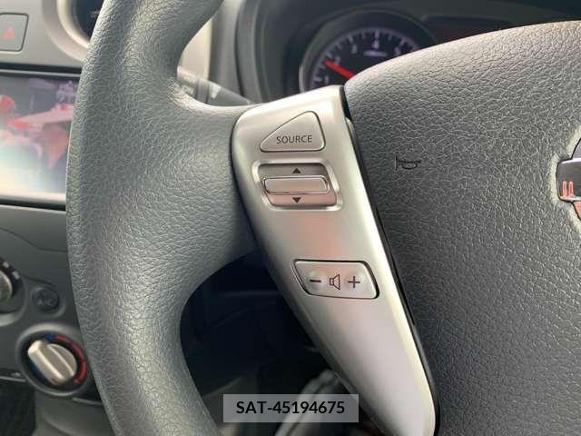 Nissan NOTE 2016-05 327704-5