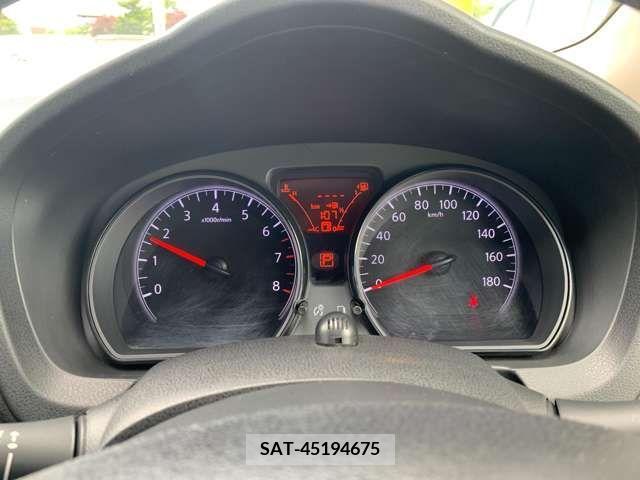 Nissan NOTE 2016-05 327704-4