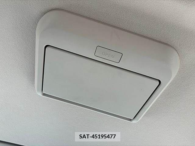 Nissan SERENA 2019-04 375733-9