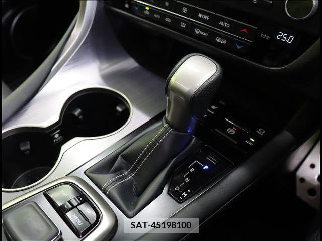 Lexus RX 2019-04 275781-15