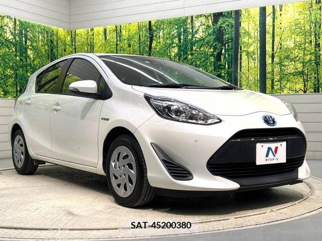 Toyota AQUA 2018-05 225478-16