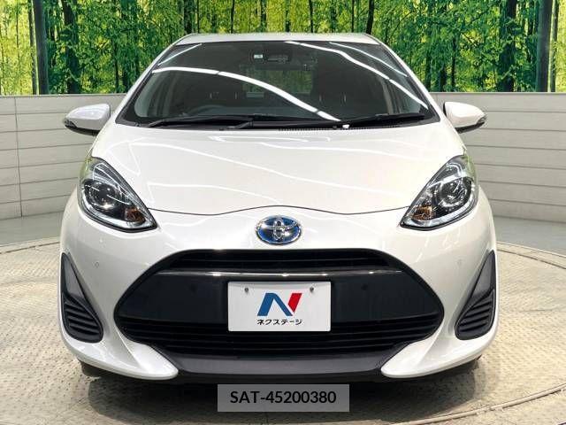 Toyota AQUA 2018-05 225478-14