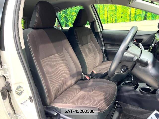 Toyota AQUA 2018-05 225478-8