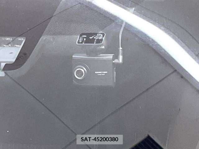 Toyota AQUA 2018-05 225478-5