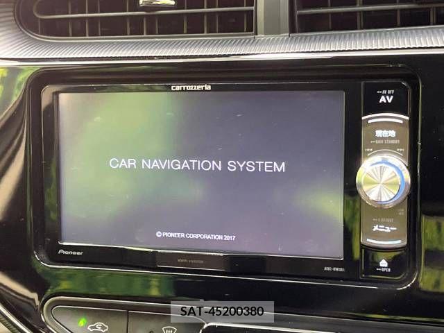 Toyota AQUA 2018-05 225478-3