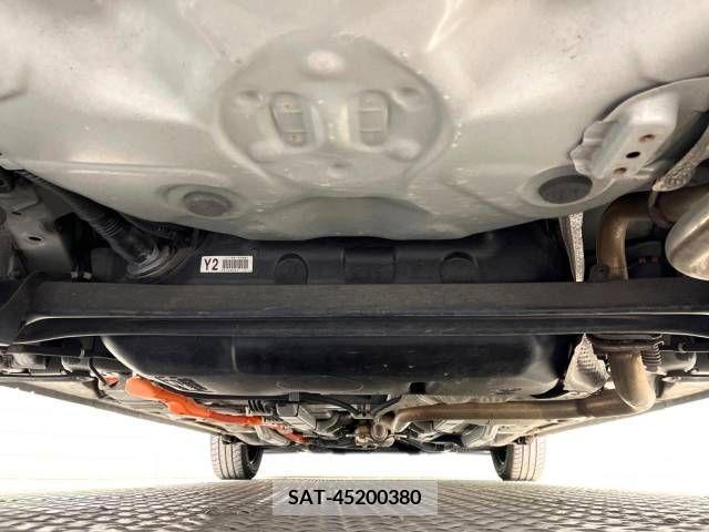 Toyota AQUA 2018-05 225478-19