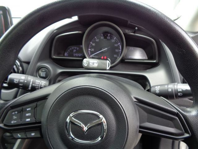 Mazda MAZDA2 2020-04 2678-6