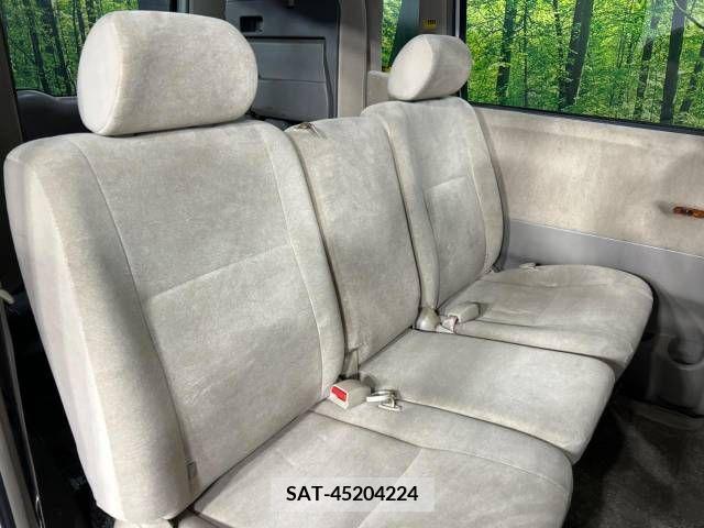 Toyota NOAH 2007-05 300587-9