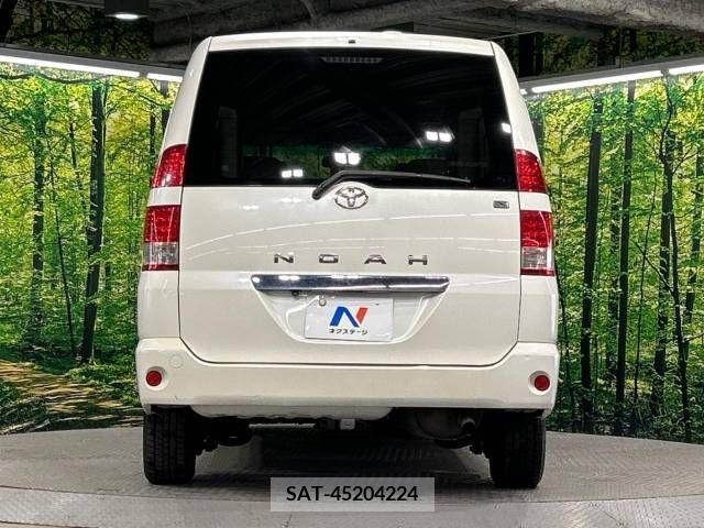 Toyota NOAH 2007-05 300587-15