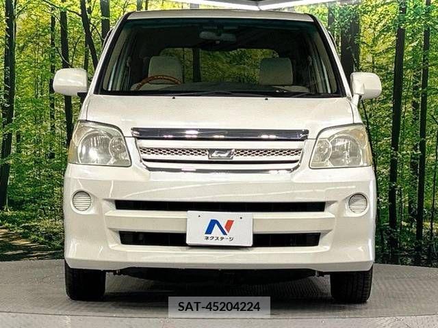 Toyota NOAH 2007-05 300587-14