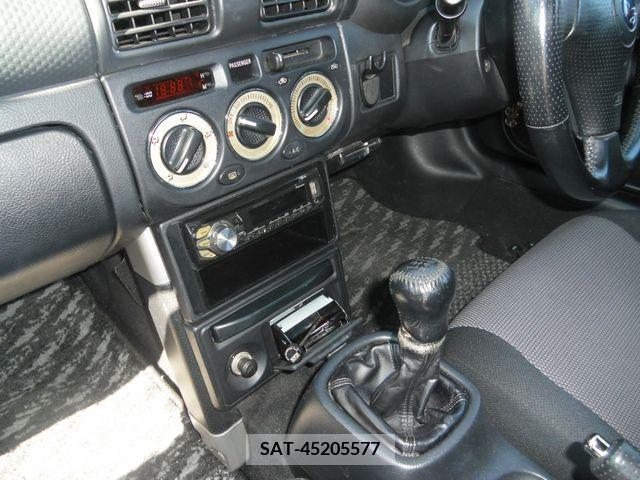 Toyota MR-S 2000-11 201985-9