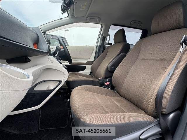Toyota SIENTA 2015-09 298385-16