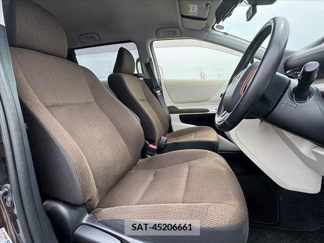 Toyota SIENTA 2015-09 298385-15