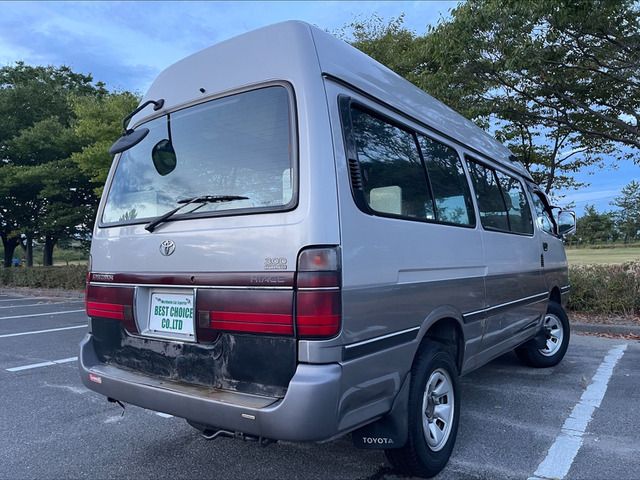 Toyota HIACE VAN 1999-06 10178-1