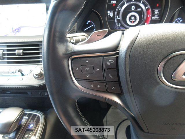 Lexus LS 2018-03 362878-20