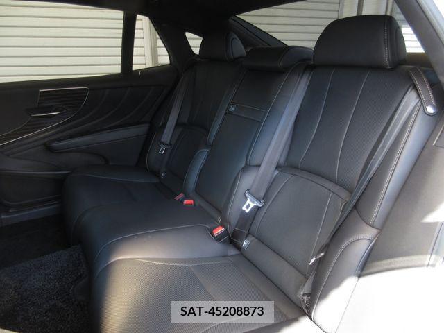 Lexus LS 2018-03 362878-10