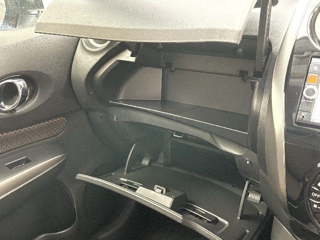 Nissan NOTE 2014-06 24205-27