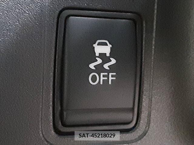 Nissan SERENA 2019-06 377488-6
