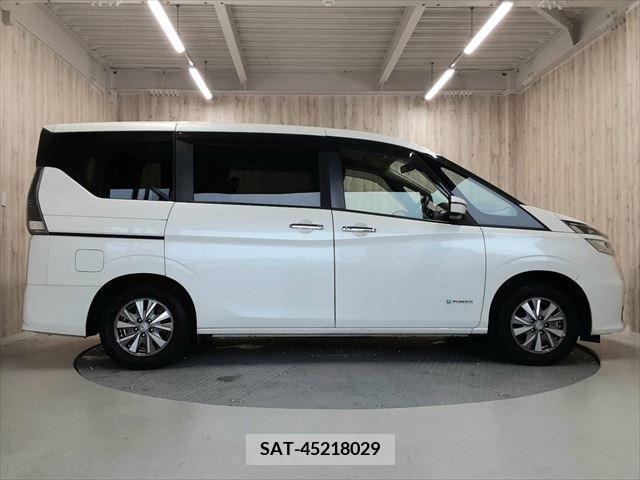 Nissan SERENA 2019-06 377488-16