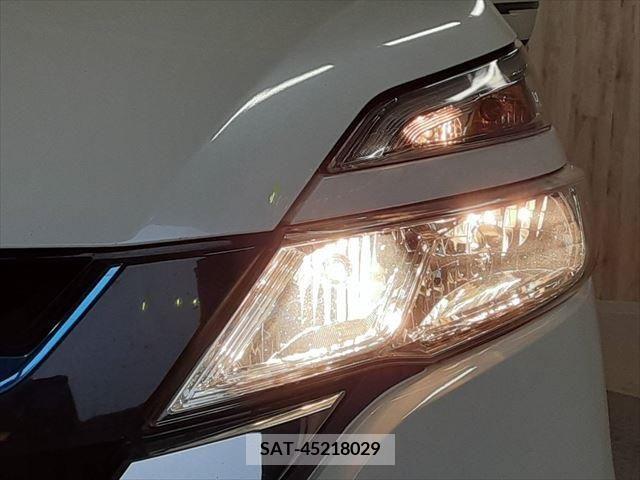 Nissan SERENA 2019-06 377488-12