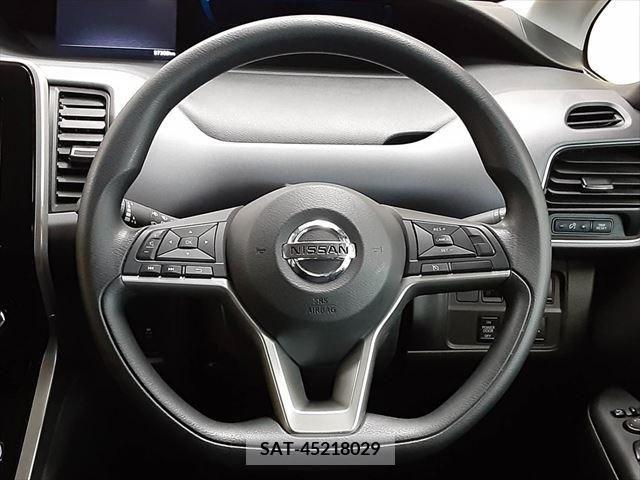 Nissan SERENA 2019-06 377488-11