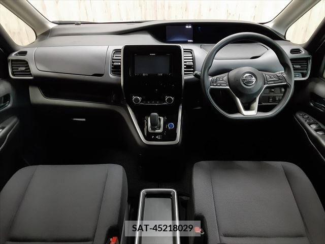 Nissan SERENA 2019-06 377488-1