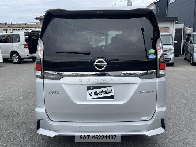 Nissan SERENA 2019-05 325037-3