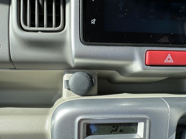 Suzuki EVERY WAGON 2023-03 2756-27