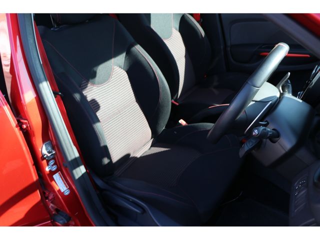 Renault LUTECIA 2014-02 180903-14