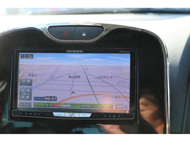 Renault LUTECIA 2014-02 180903-3