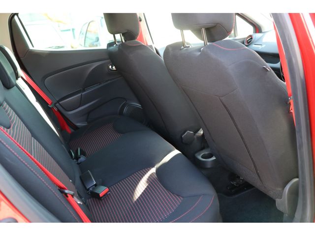 Renault LUTECIA 2014-02 180903-13