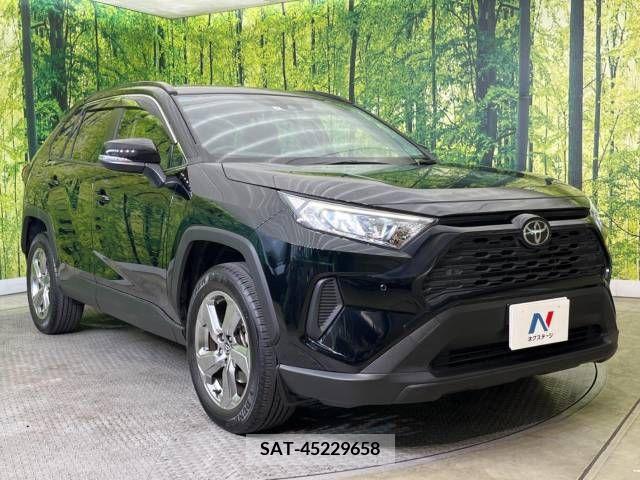 Toyota RAV4 2021-08 213889-16