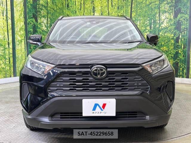 Toyota RAV4 2021-08 213889-14