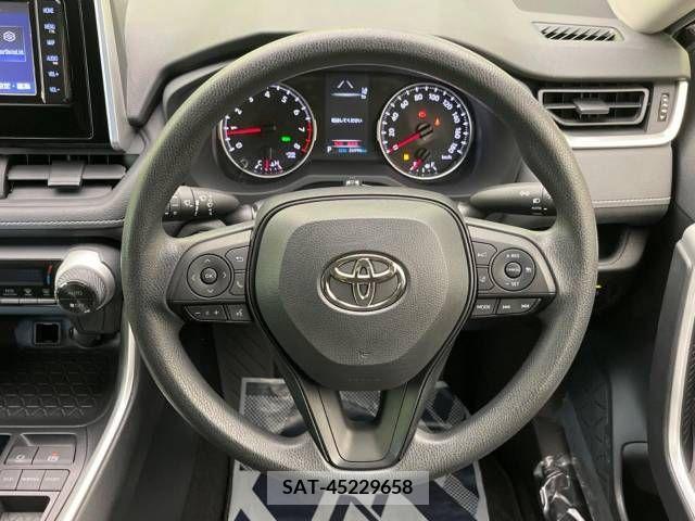 Toyota RAV4 2021-08 213889-11